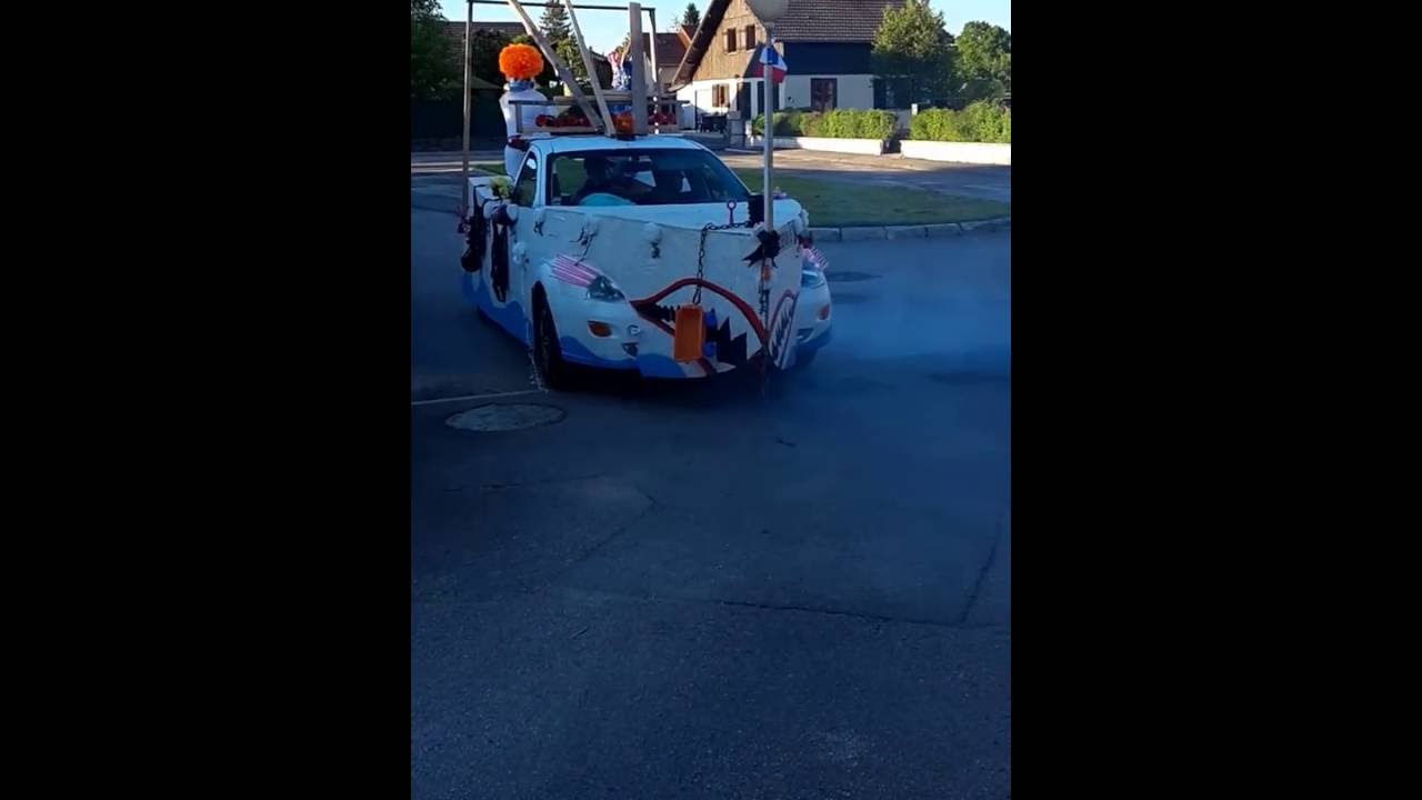 Voiture Balai Mariage Bateau