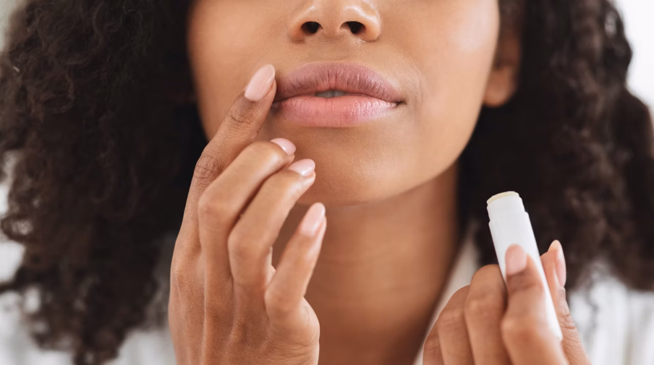 Pourquoi acheter bio en cosmétique change vraiment la donne pour ta peau